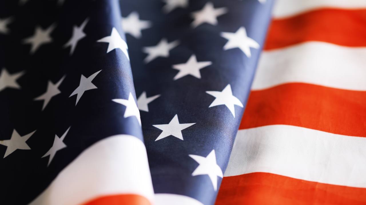 12 US Senators Unveil Framework to Reshape Digital Asset Regulation